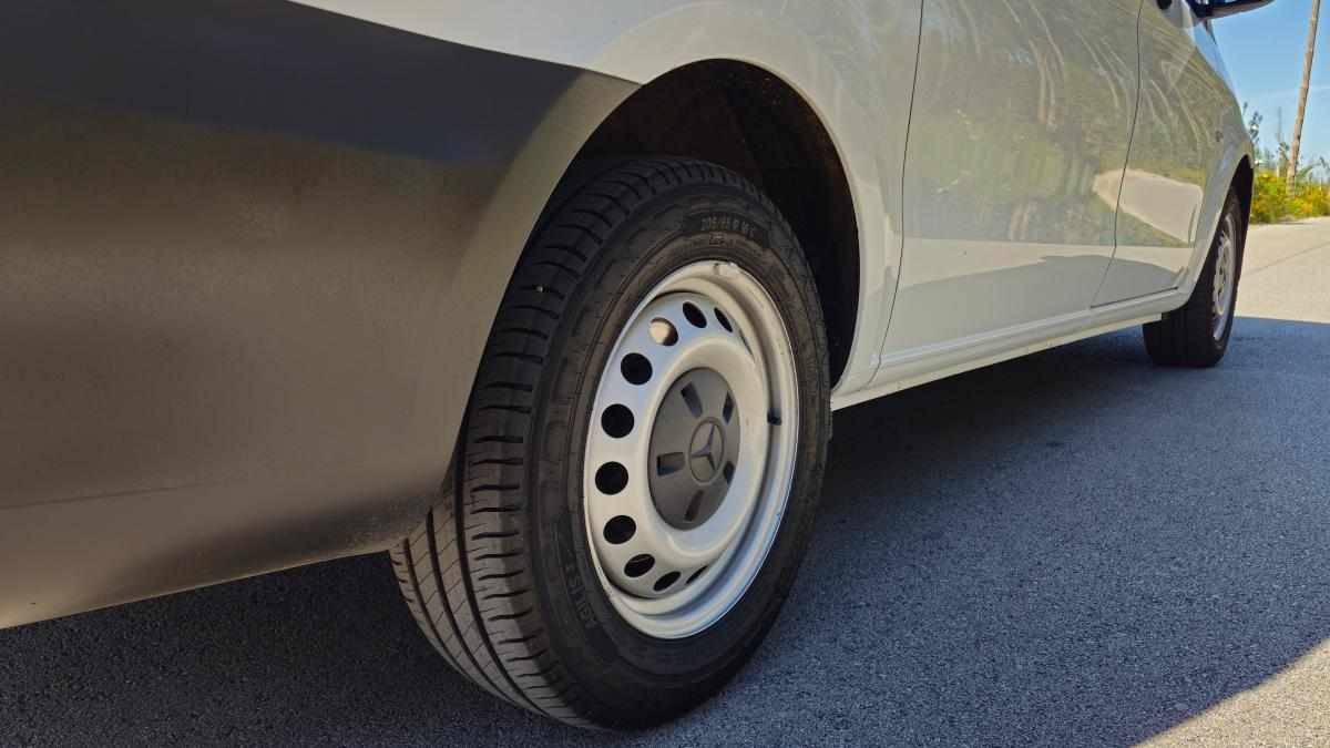 mercedes-benz-vito-116-cdi-2019-diesel-2143cc