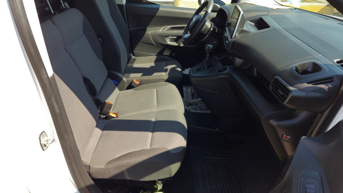 toyota-proace-2023-diesel-1499cc