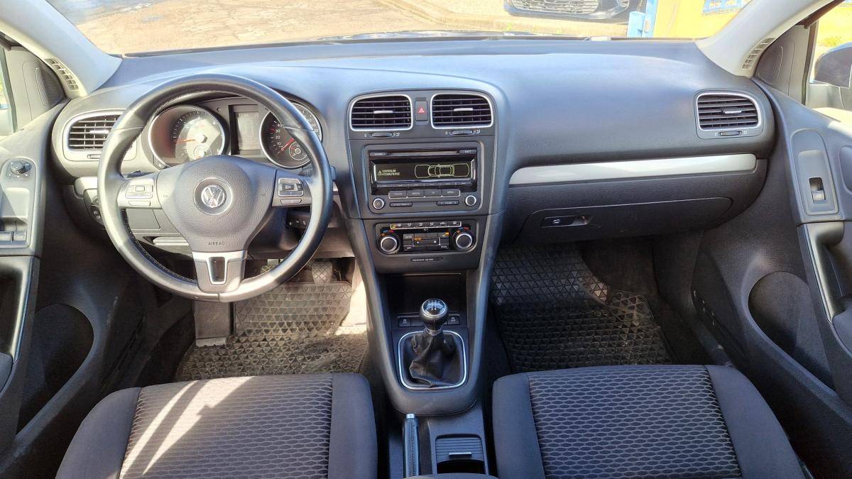 volkswagen-golf-2012-diesel-1598cc