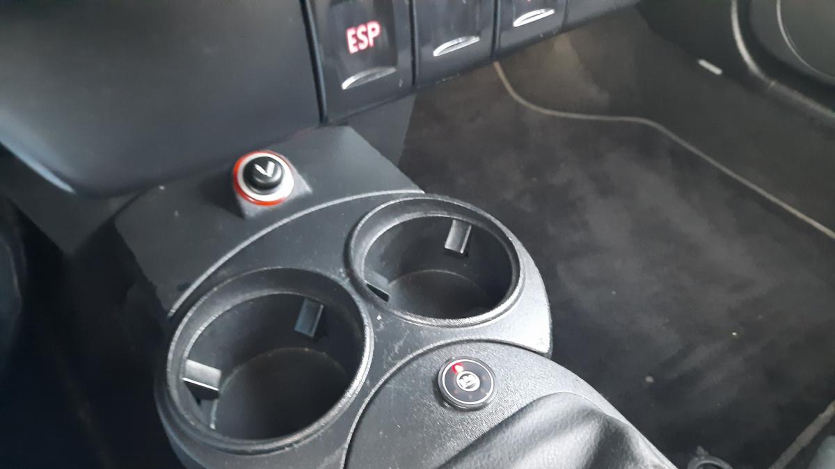 volkswagen-beetle-2008-gpl-1400cc