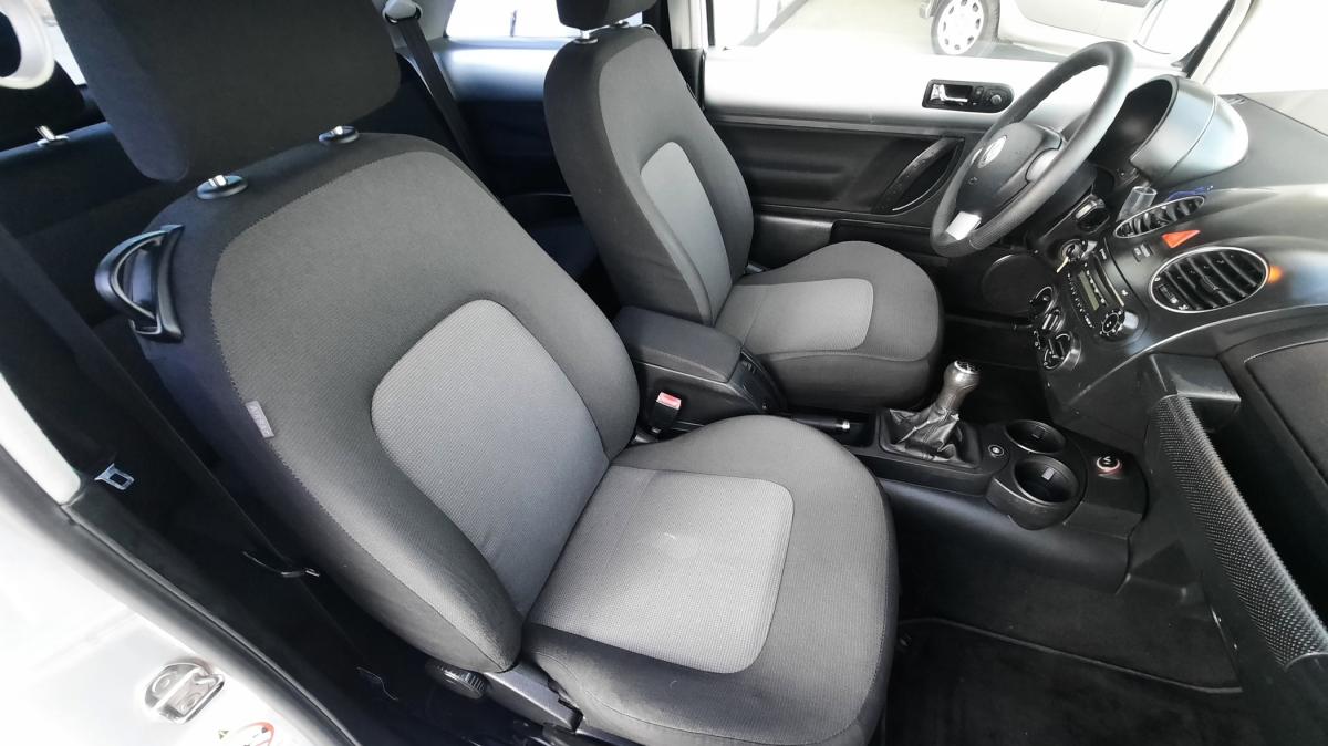 volkswagen-beetle-2008-gpl-1400cc