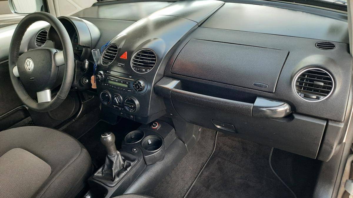 volkswagen-beetle-2008-gpl-1400cc