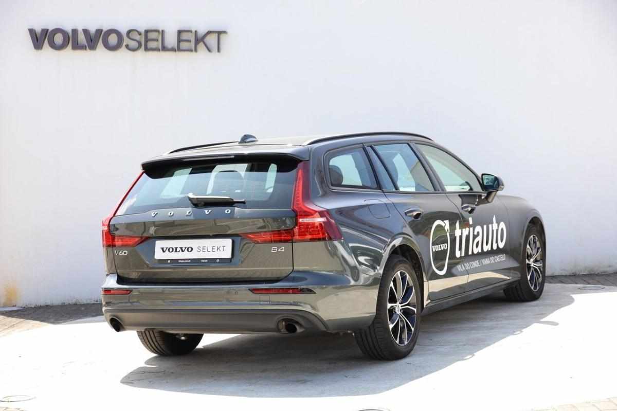 volvo-v60-2022-diesel-1969cc
