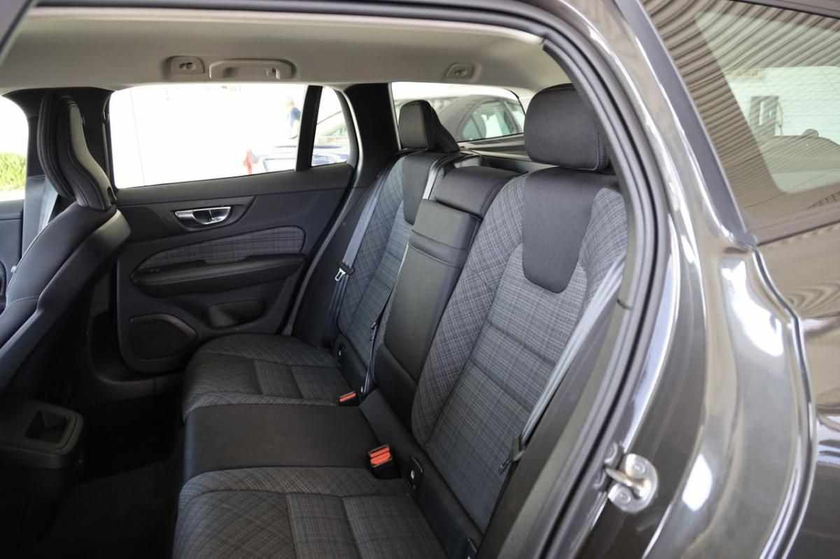 volvo-v60-2022-diesel-1969cc