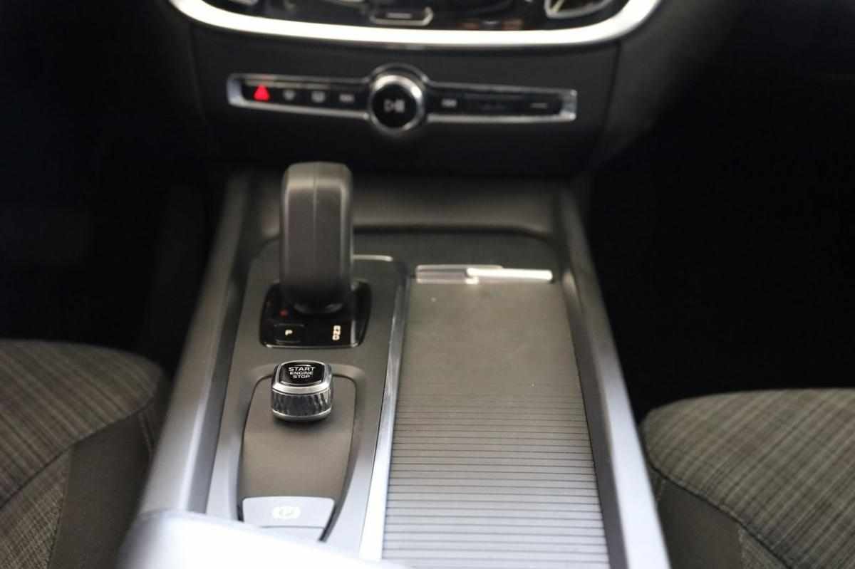 volvo-v60-2022-diesel-1969cc