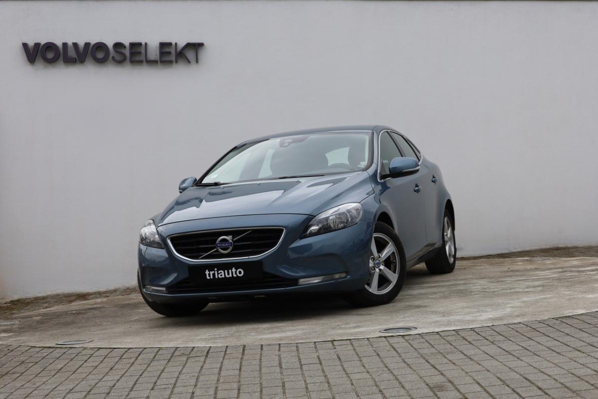 volvo-v40-2013-diesel-1560cc