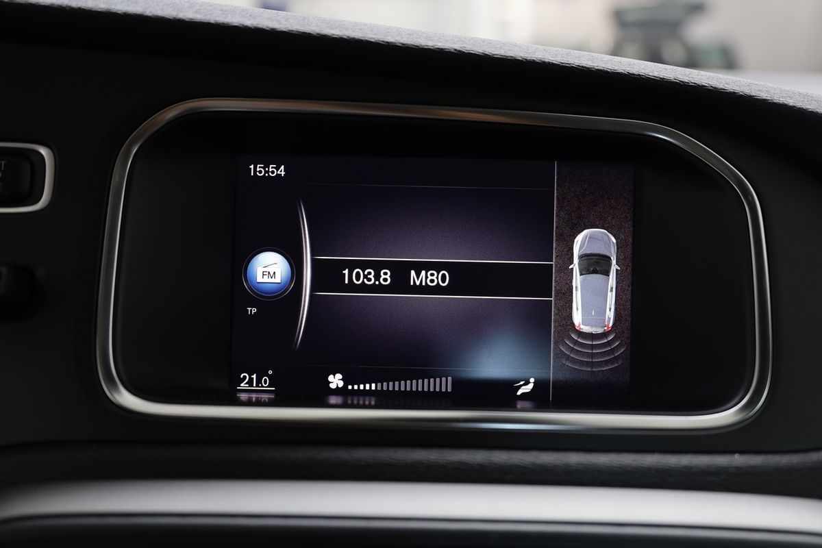 volvo-v40-2018-diesel-1969cc