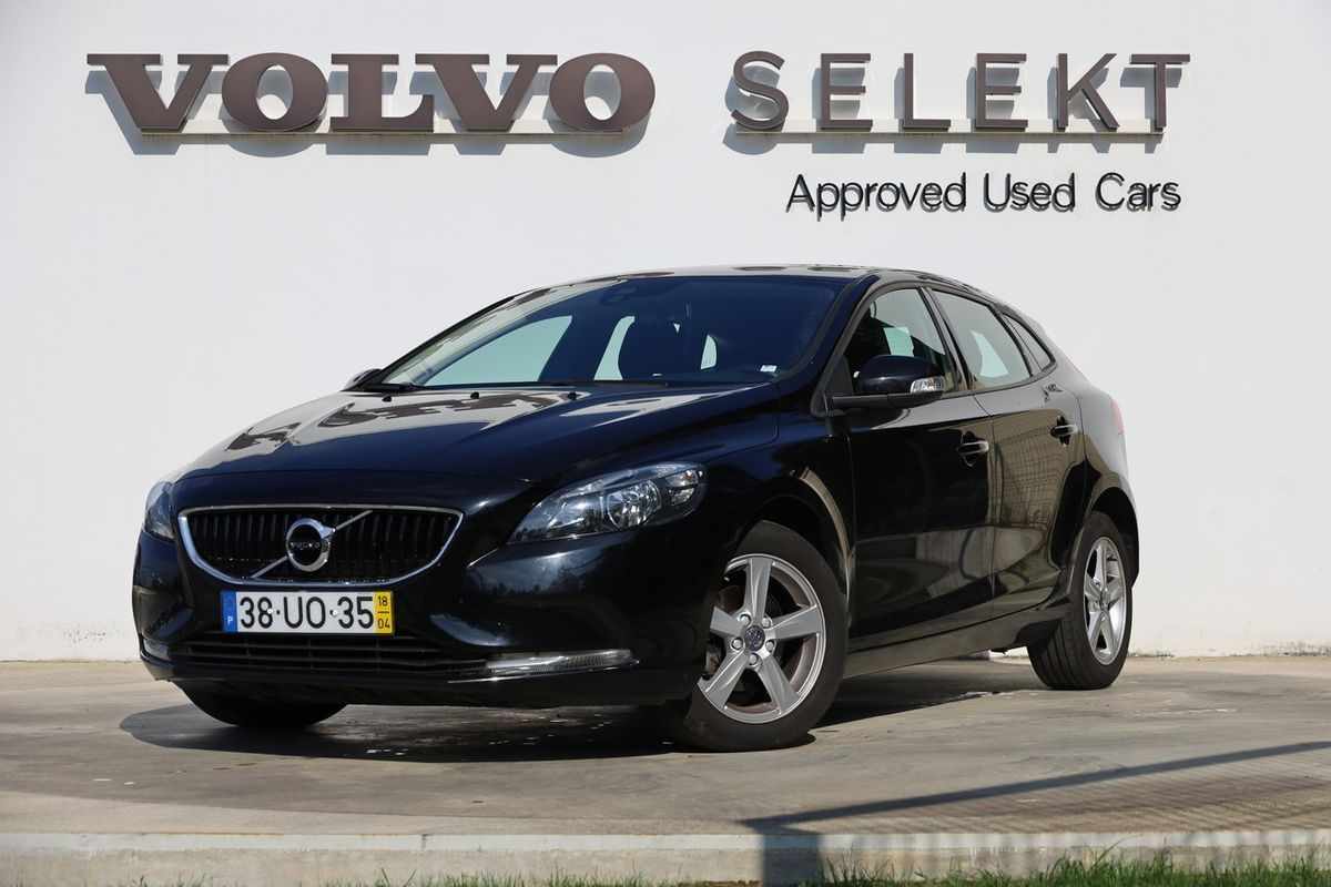 volvo-v40-2018-diesel-1969cc