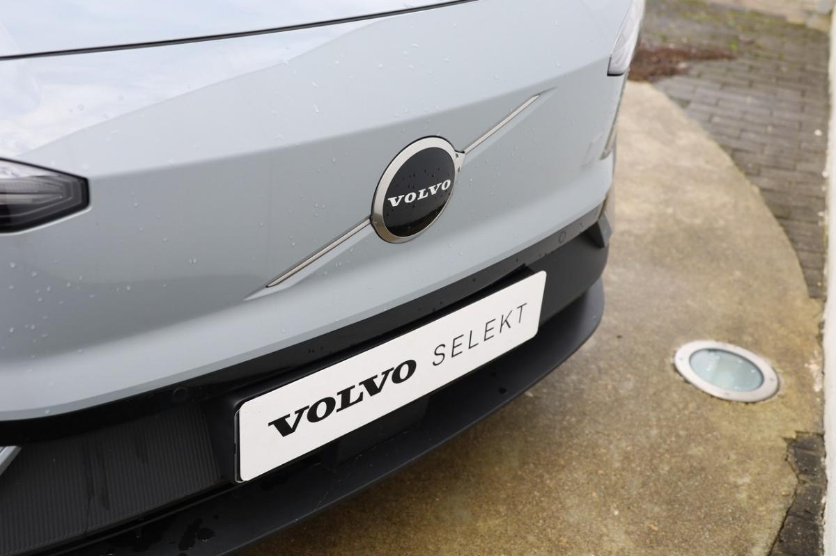 volvo-ex30-2025-eletrico-0cc