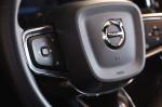 volvo-xc40-2025-gasolina-1969cc