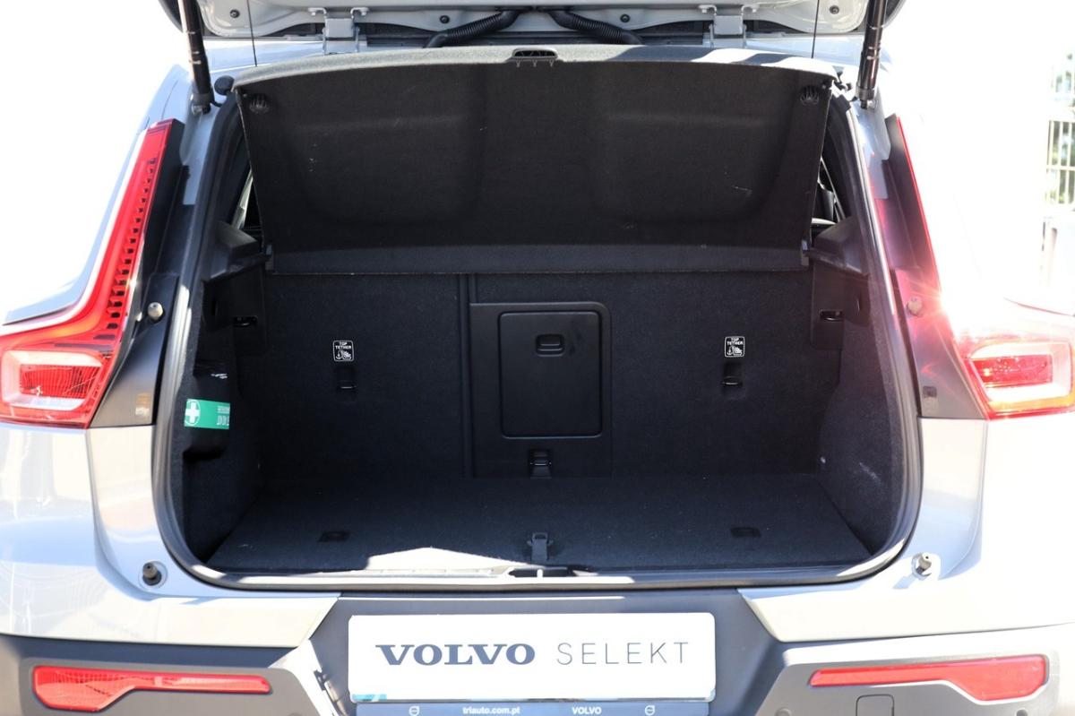 volvo-xc40-2025-gasolina-1969cc