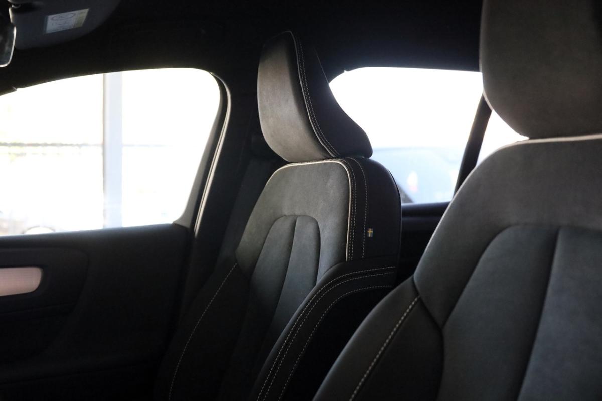 volvo-xc40-2025-gasolina-1969cc
