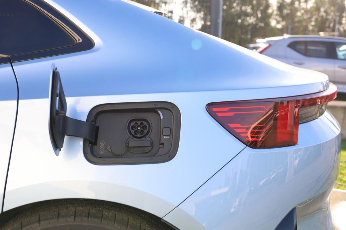 polestar-4-2024-eletrico-0cc