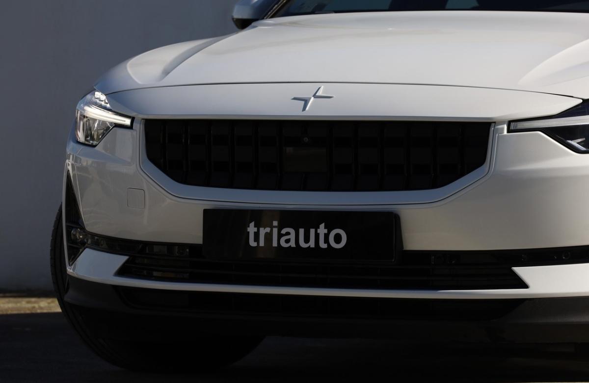 polestar-2-2023-eletrico-0cc