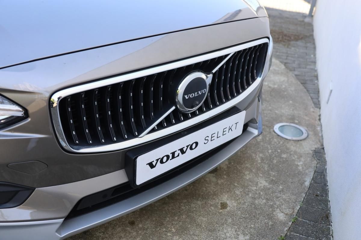 volvo-v90-2022-diesel-1969cc