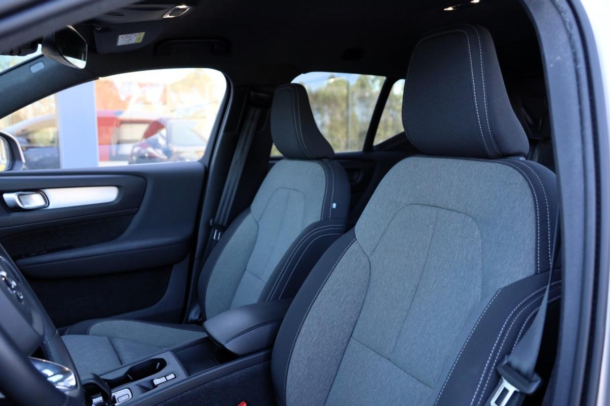 volvo-xc40-2023-hibrido-a-gasolina-1477cc