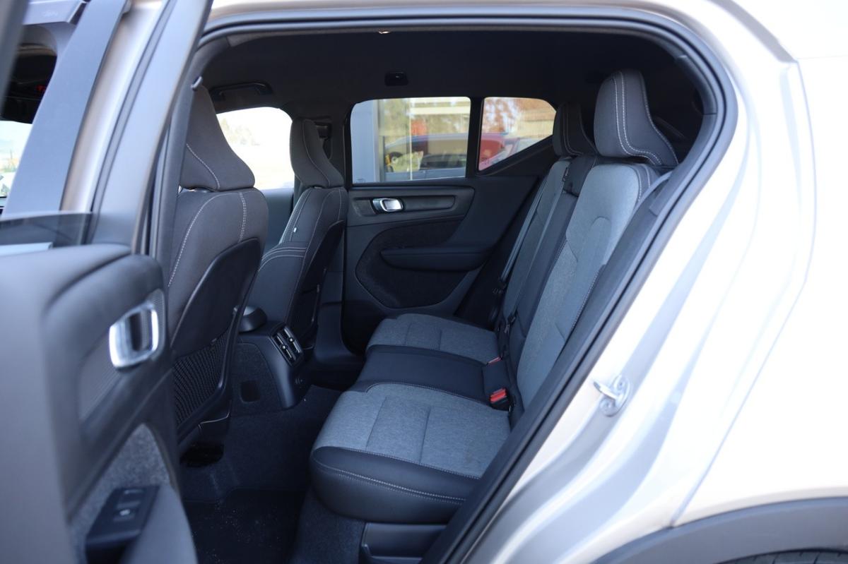 volvo-xc40-2023-hibrido-a-gasolina-1477cc