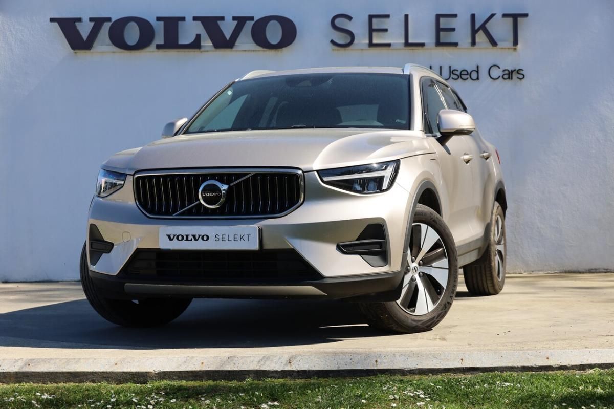 volvo-xc40-2023-hibrido-a-gasolina-1477cc