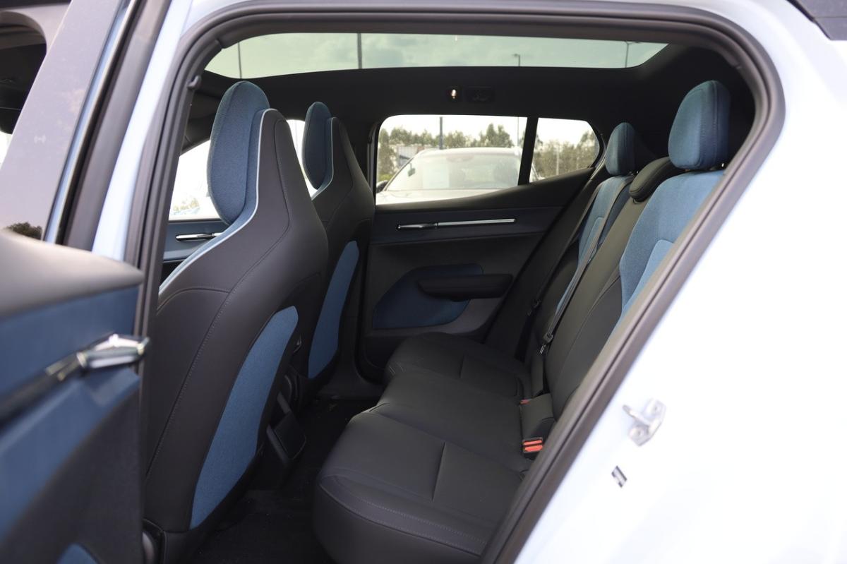 volvo-ex30-2025-eletrico-0cc