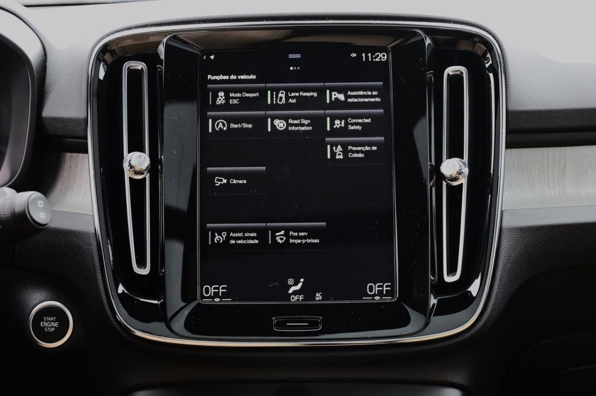 volvo-xc40-2021-gasolina-1477cc