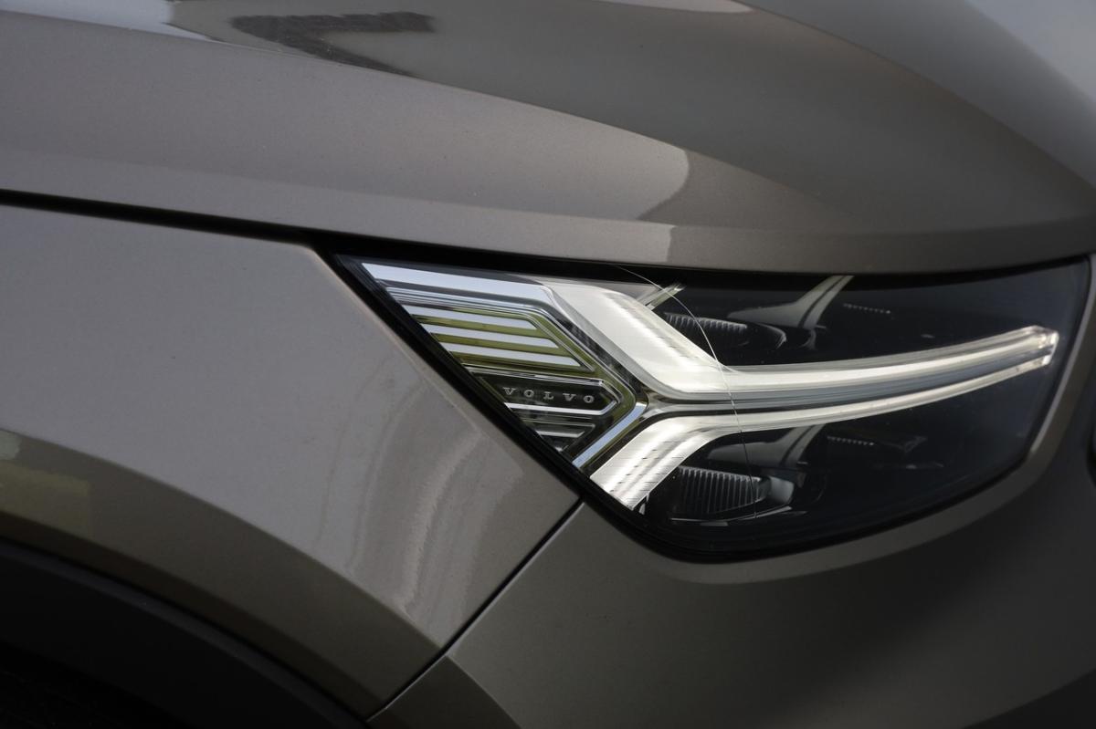 volvo-xc40-2021-gasolina-1477cc