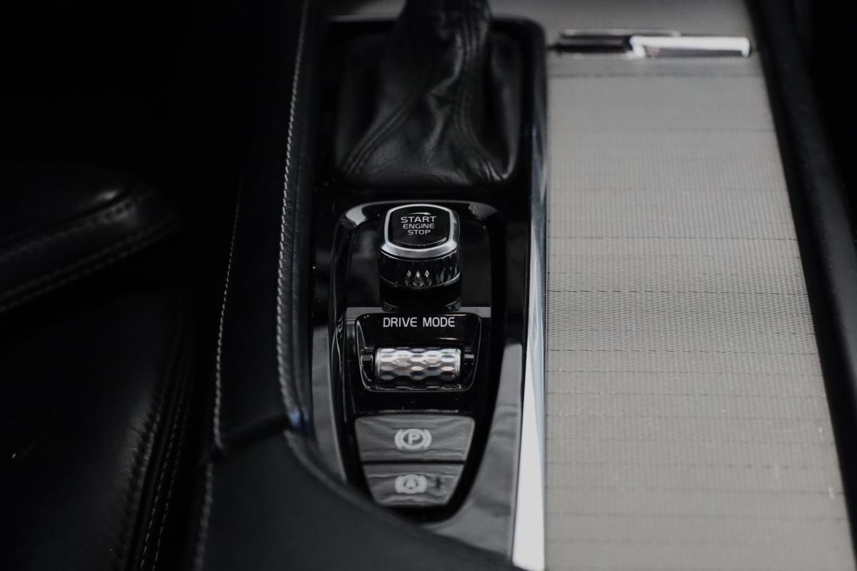 volvo-xc90-2017-diesel-1969cc