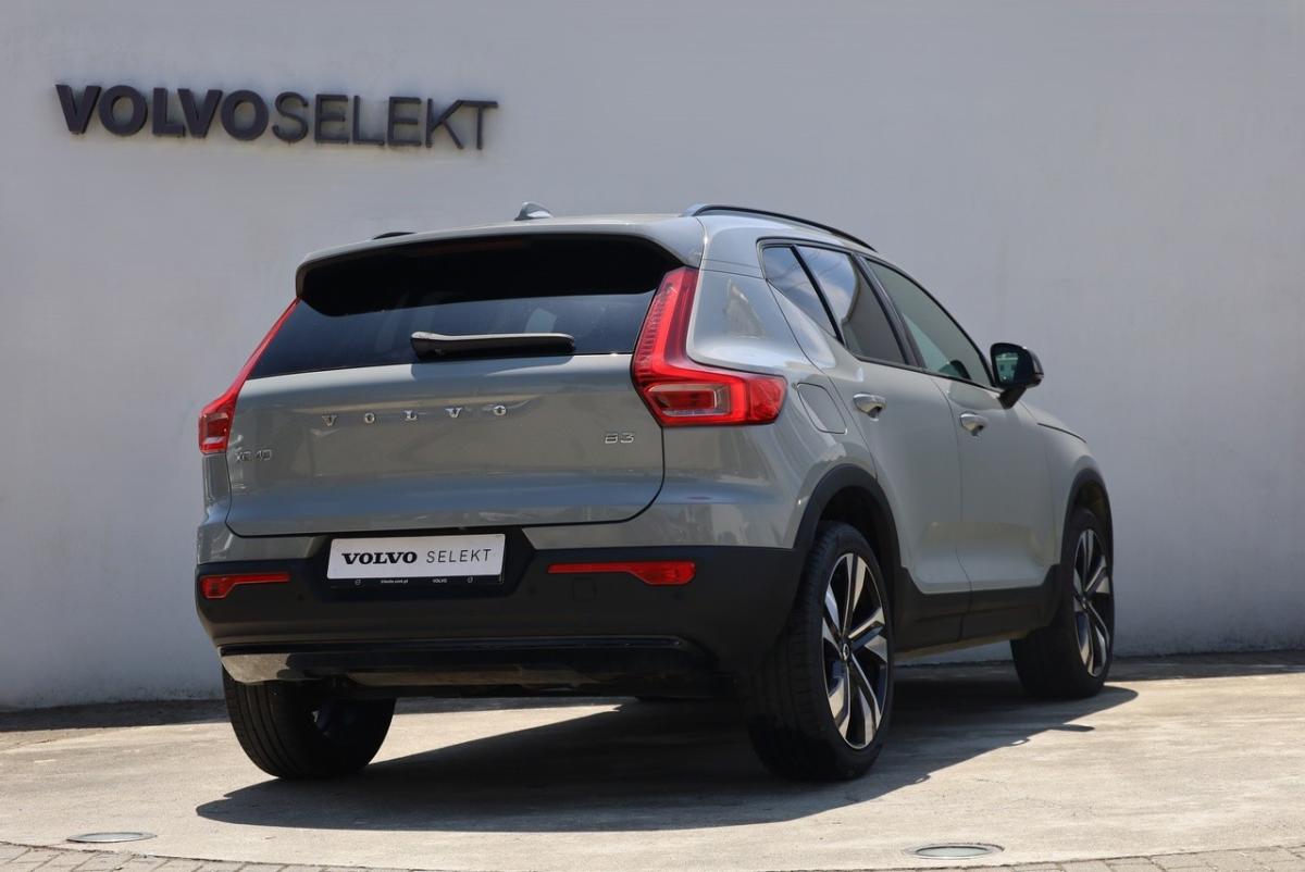 volvo-xc40-2025-gasolina-1969cc