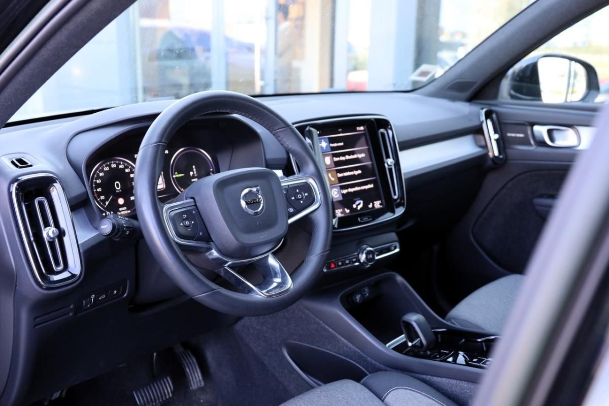 volvo-xc40-2022-hibrido-a-gasolina-1477cc