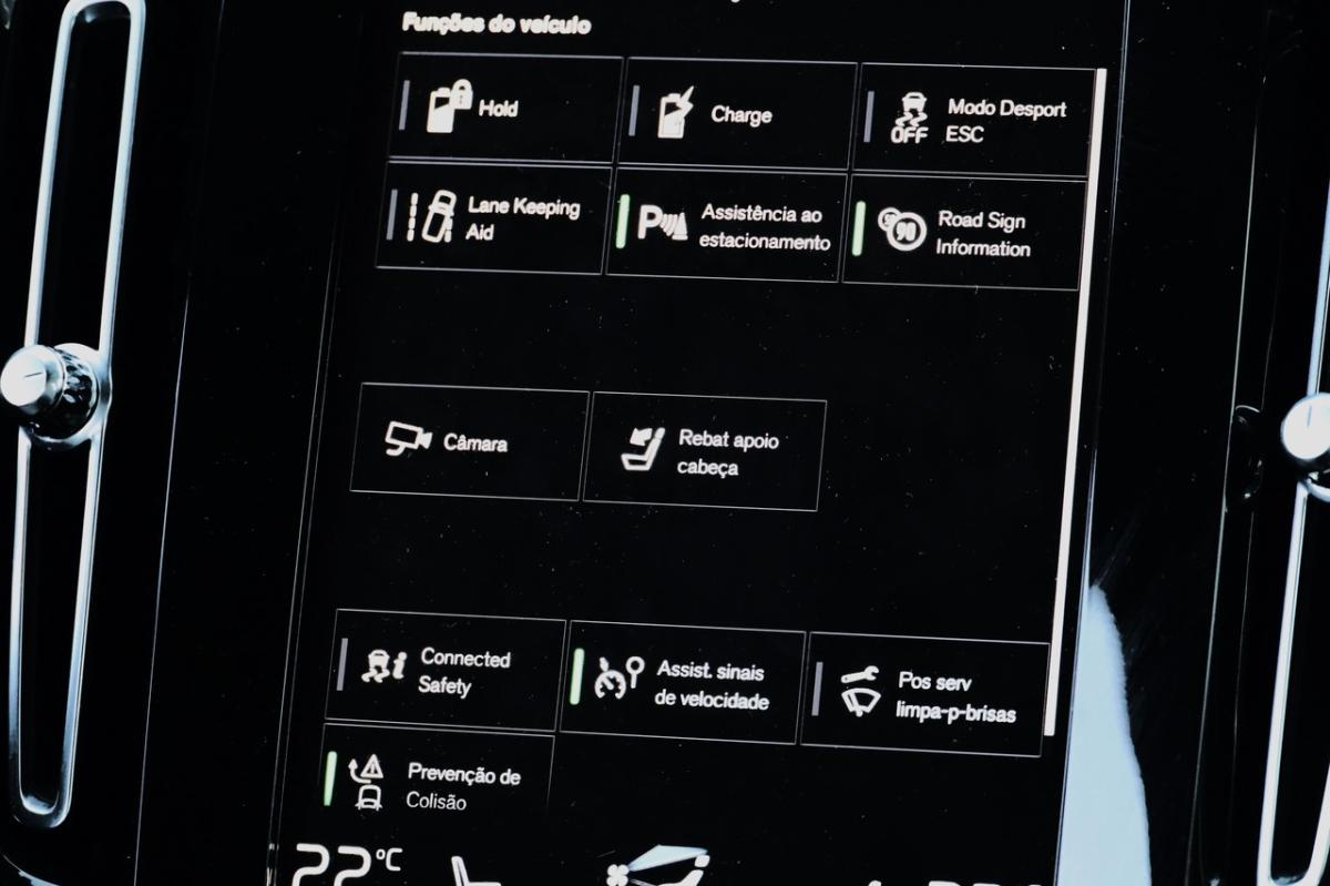 volvo-xc40-2022-hibrido-a-gasolina-1477cc