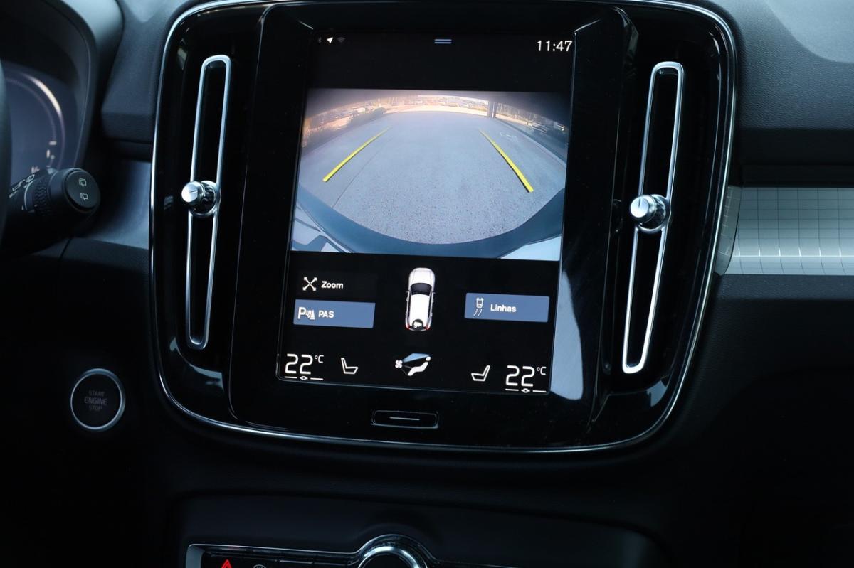 volvo-xc40-2022-hibrido-a-gasolina-1477cc