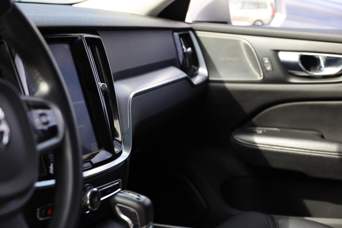 volvo-v60-cross-country-2021-diesel-1969cc