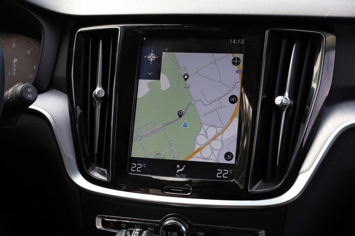 volvo-v60-cross-country-2021-diesel-1969cc