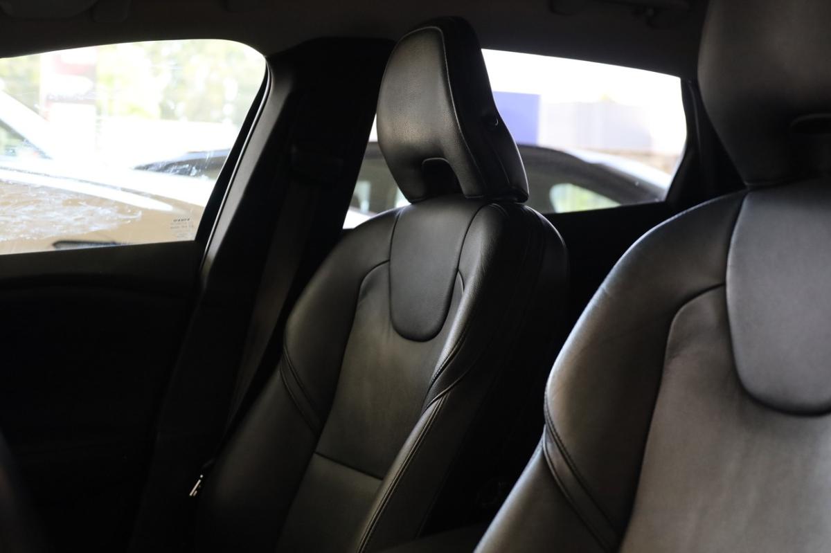 volvo-v40-2012-gasolina-1596cc