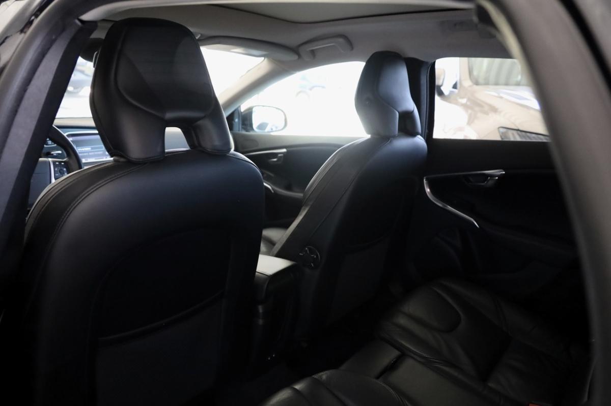 volvo-v40-2012-gasolina-1596cc