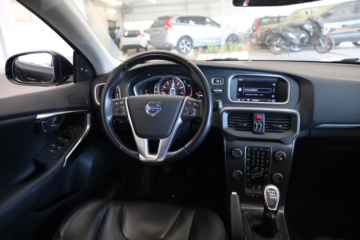 volvo-v40-2012-gasolina-1596cc
