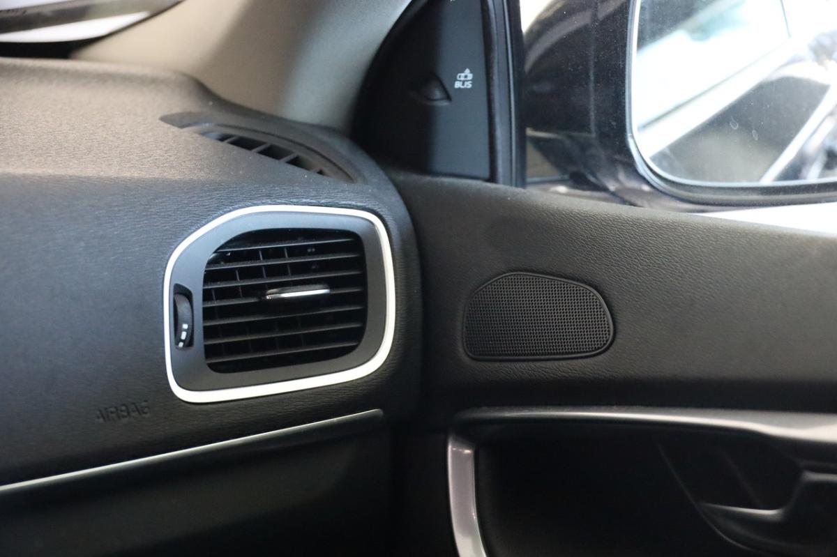 volvo-v40-2012-gasolina-1596cc