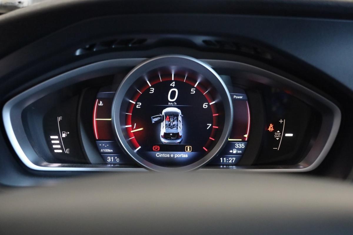volvo-v40-2012-gasolina-1596cc