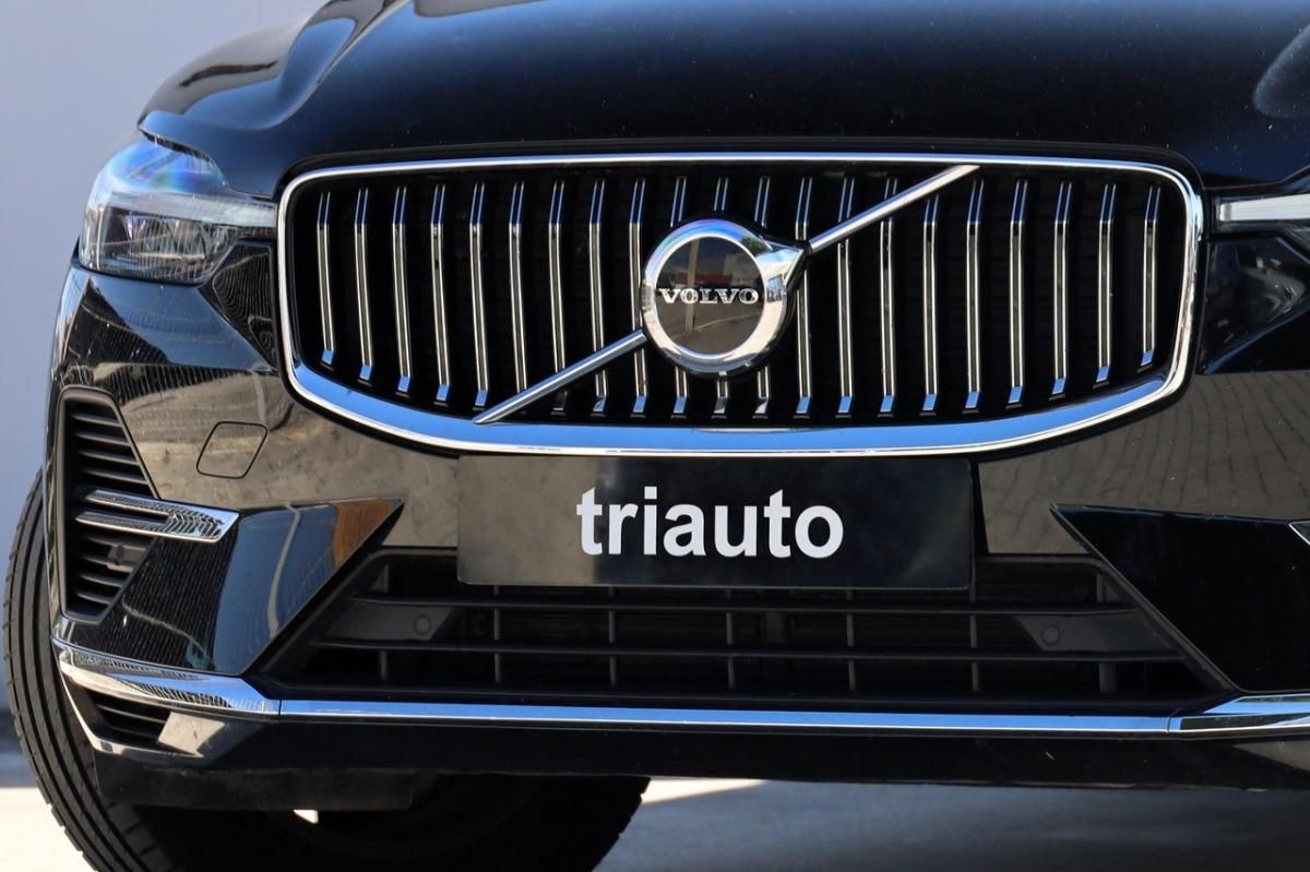 volvo-xc60-2023-hibrido-a-gasolina-1969cc