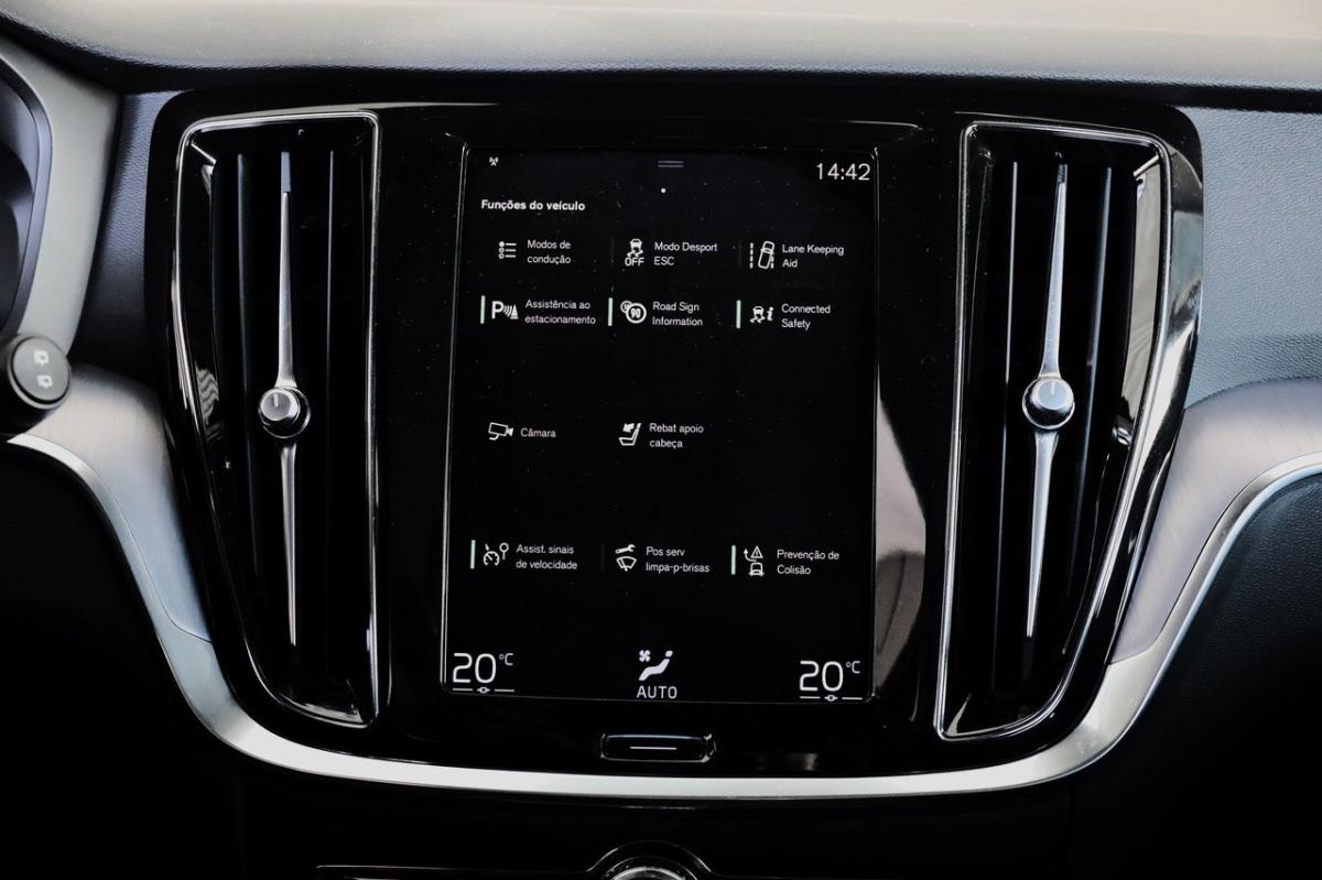 volvo-v60-2022-diesel-1969cc