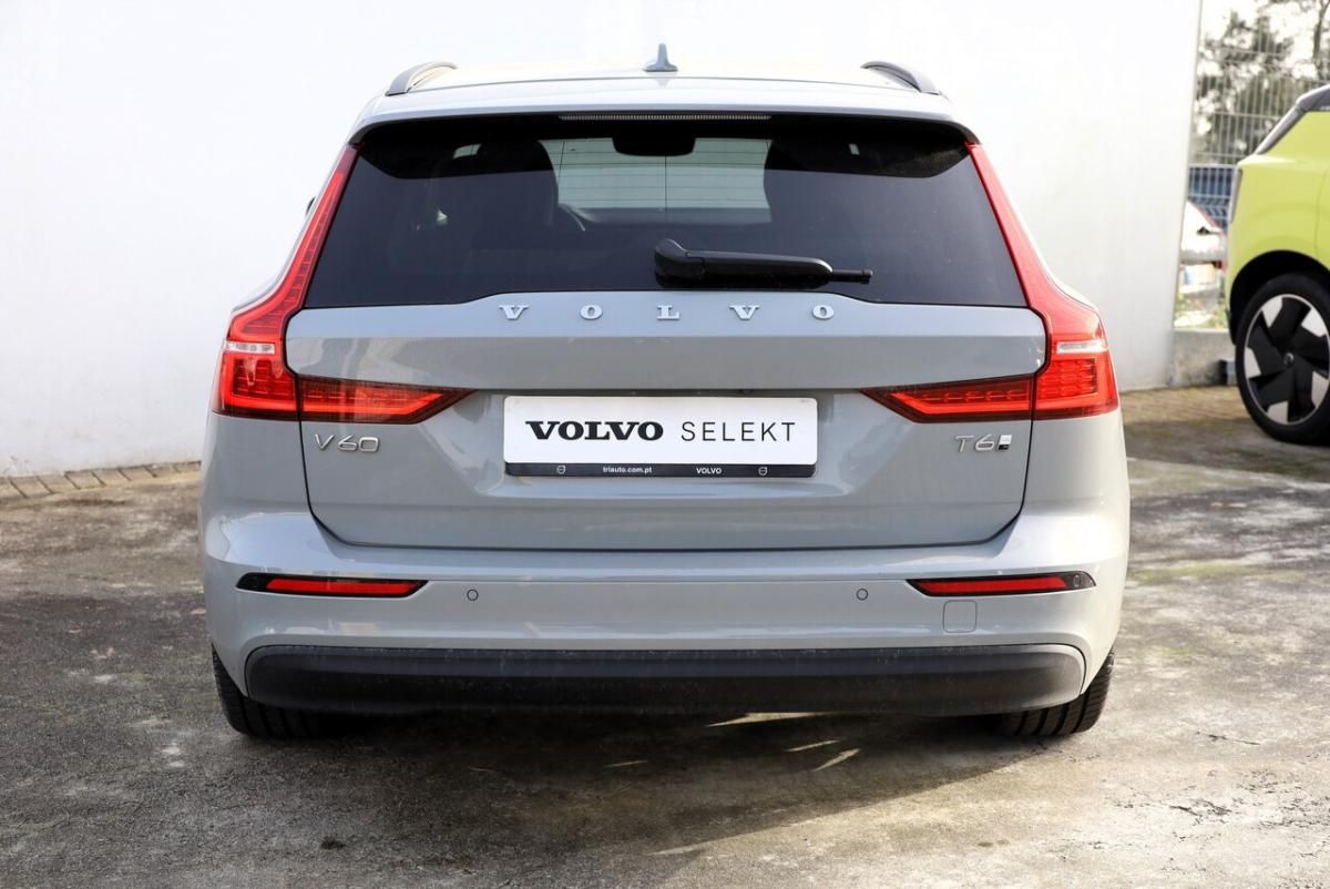 volvo-v60-2025-hibrido-a-gasolina-1969cc