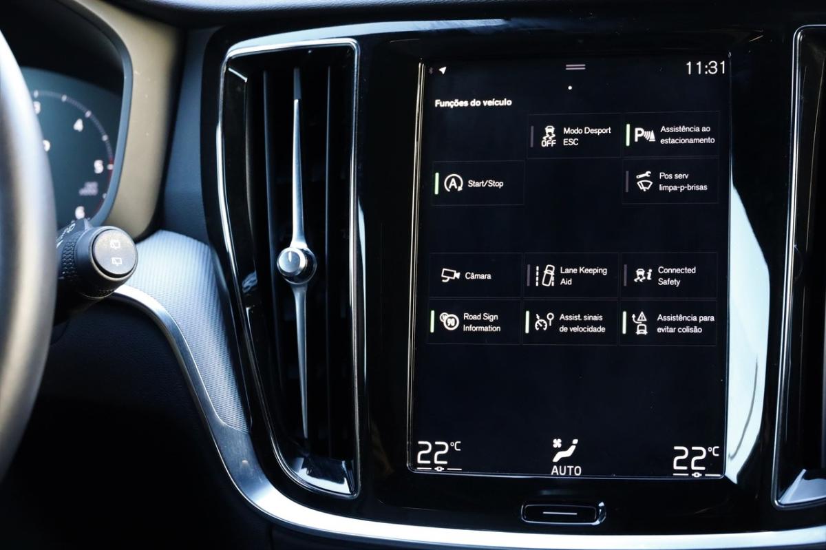 volvo-v60-2020-diesel-1969cc