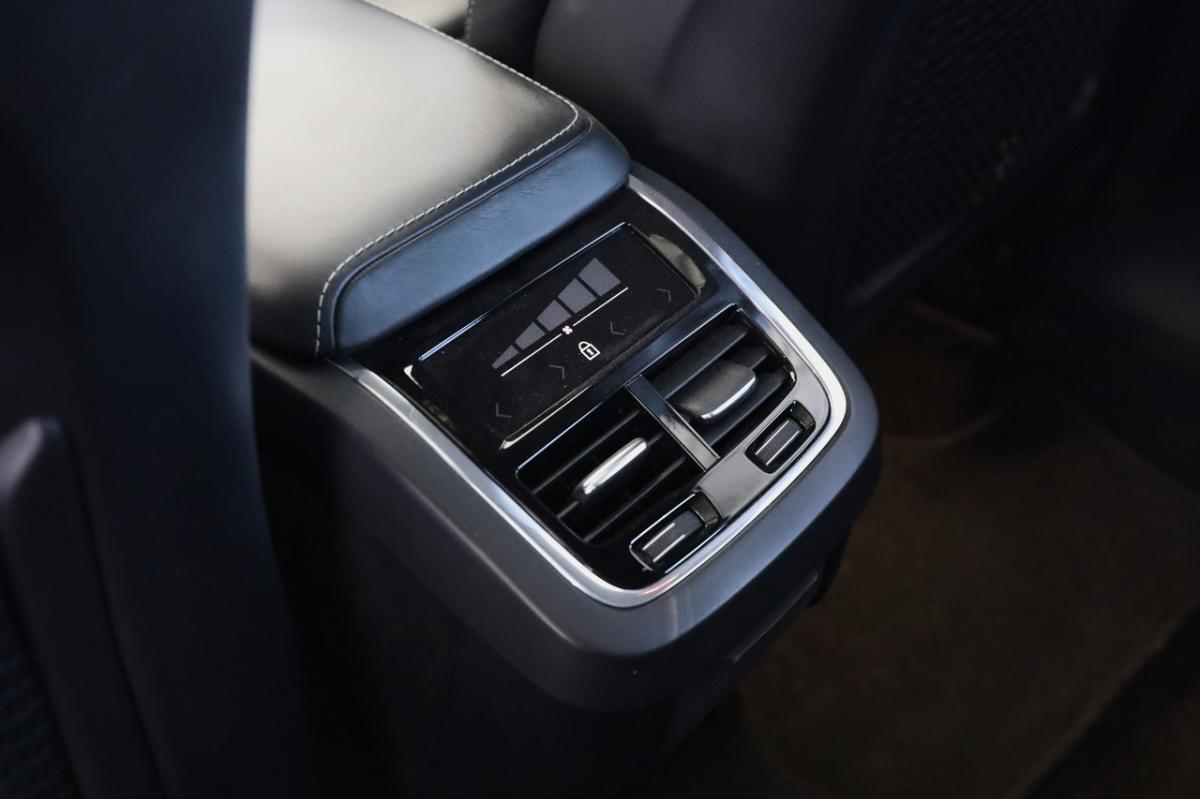 volvo-xc60-2017-diesel-1969cc