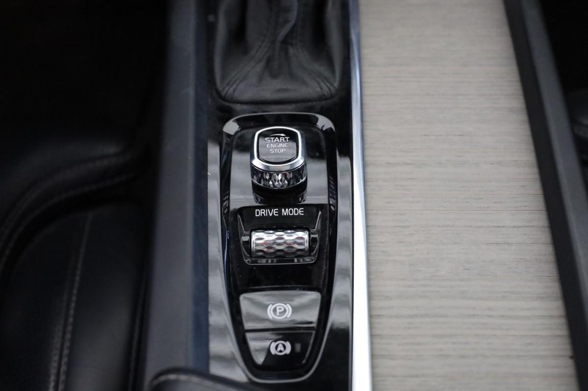 volvo-xc60-2017-diesel-1969cc