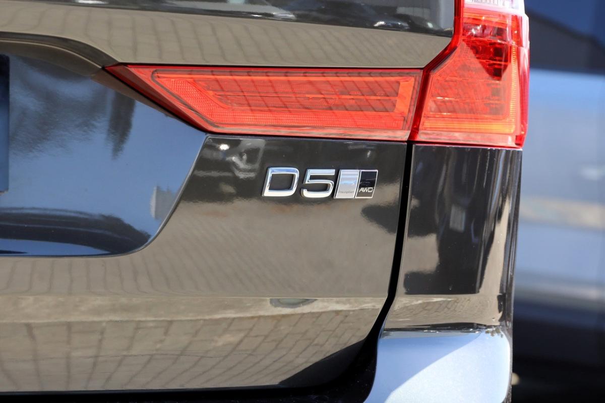 volvo-xc60-2017-diesel-1969cc