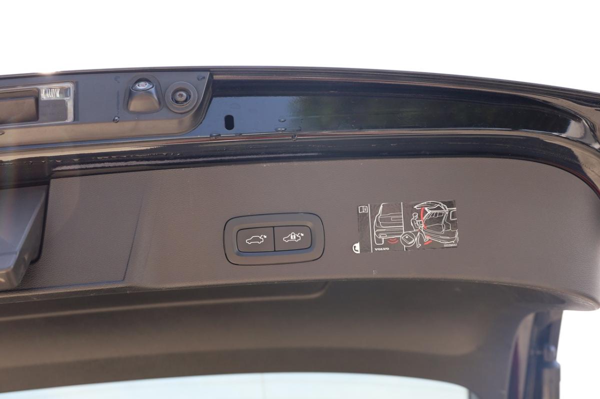 volvo-xc40-2021-hibrido-a-gasolina-1477cc
