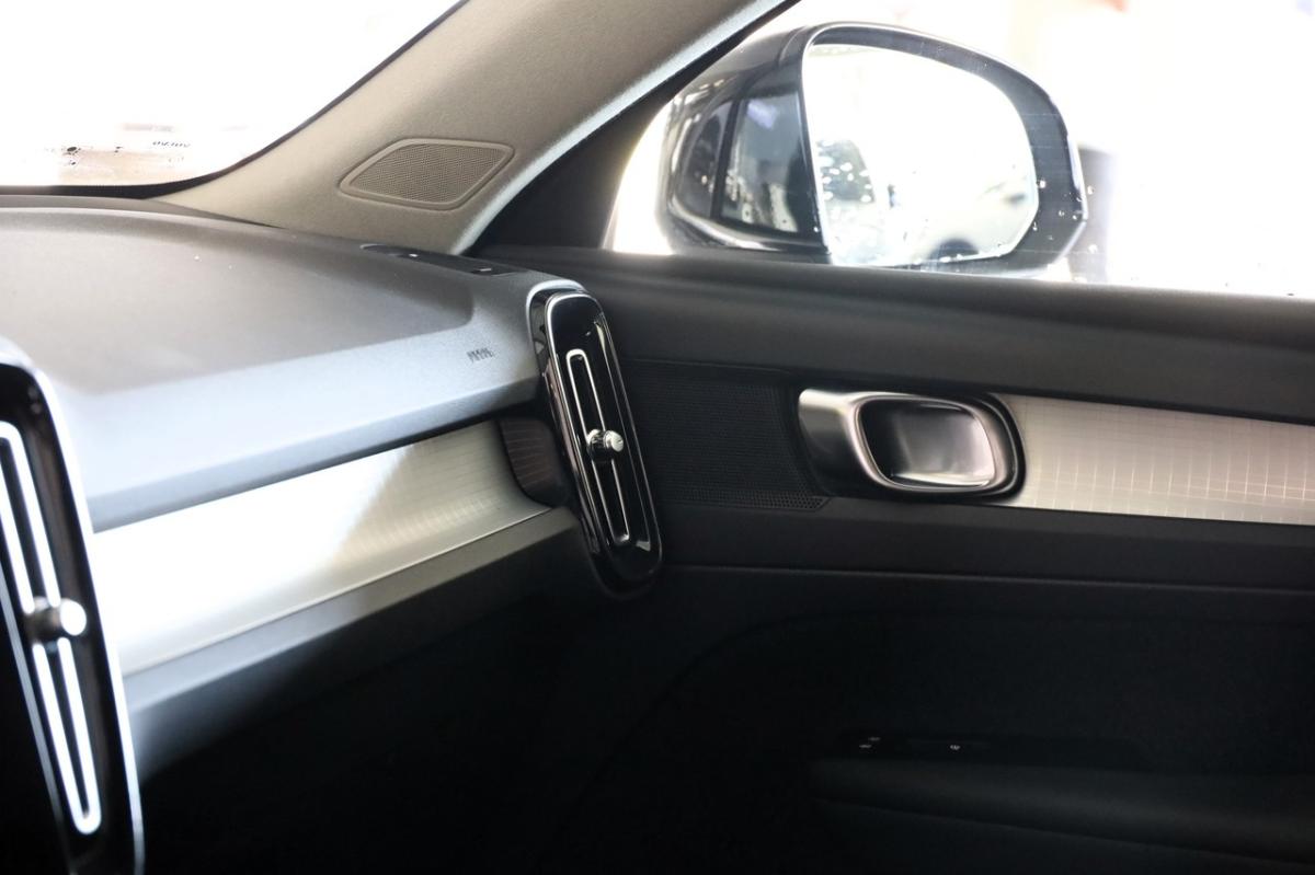 volvo-xc40-2021-hibrido-a-gasolina-1477cc