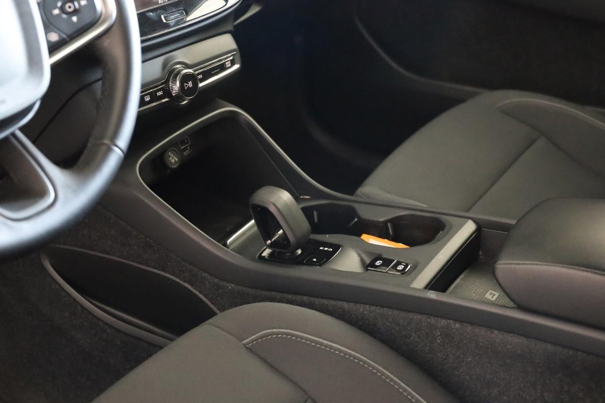 volvo-xc40-2021-hibrido-a-gasolina-1477cc