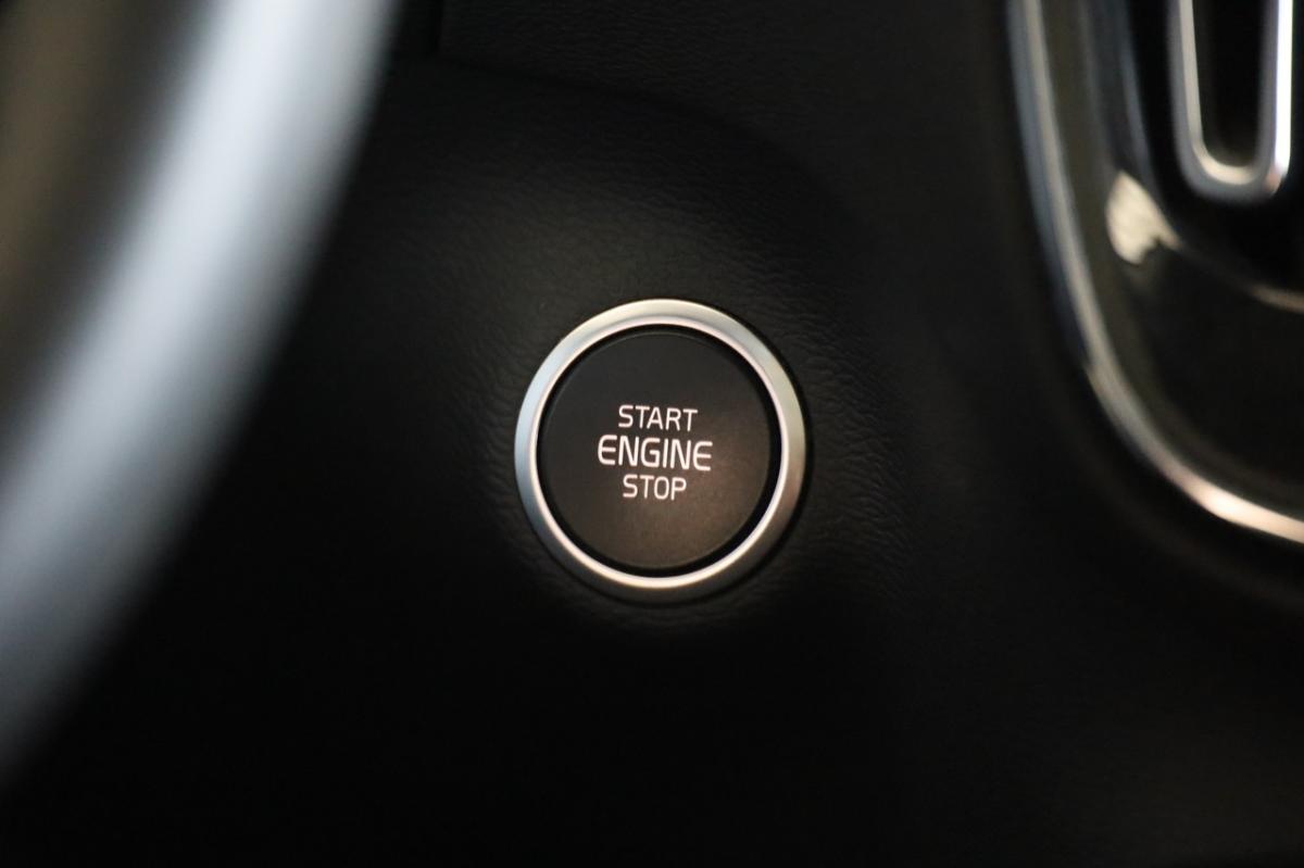 volvo-xc40-2021-hibrido-a-gasolina-1477cc