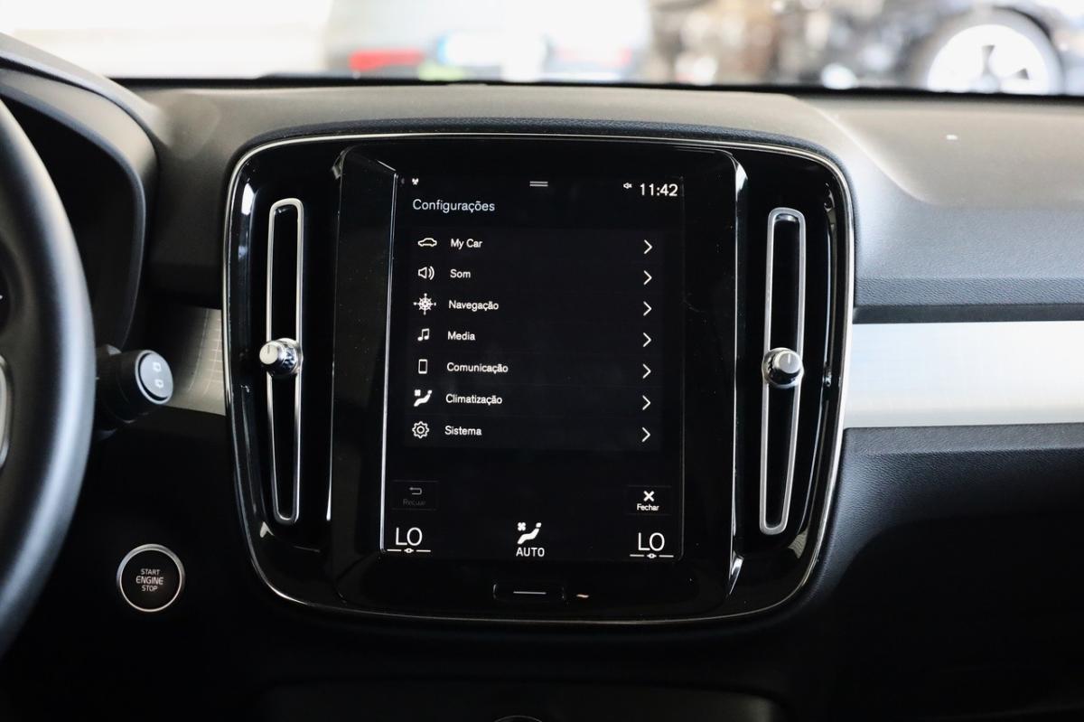 volvo-xc40-2021-hibrido-a-gasolina-1477cc