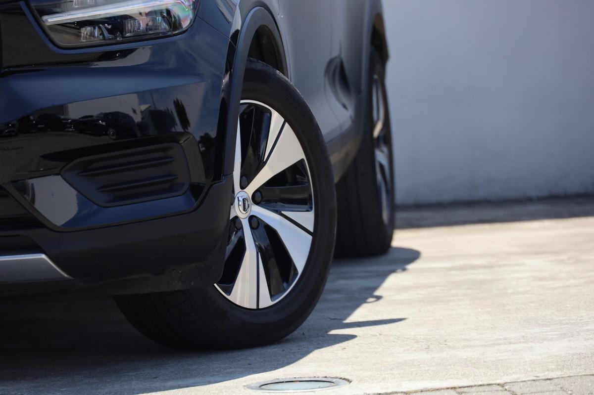 volvo-xc40-2021-hibrido-a-gasolina-1477cc